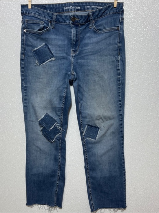 Calvin Klein Denim - Calvin Klein Women’s Ultimate Skinny Medium Blue Distressed Cropped Jeans